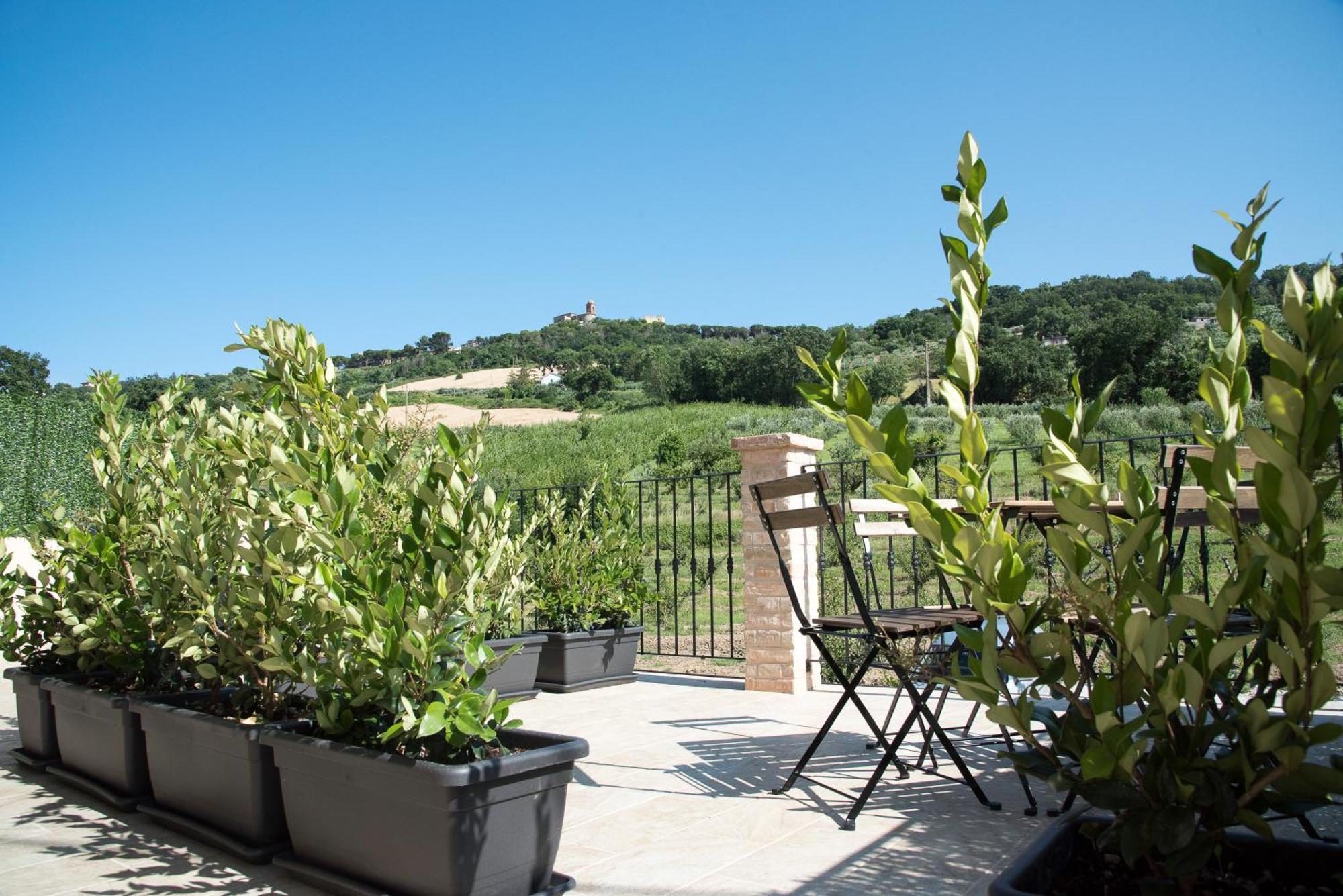 Queen Appartamenti E Camere Campofilone Buitenkant foto