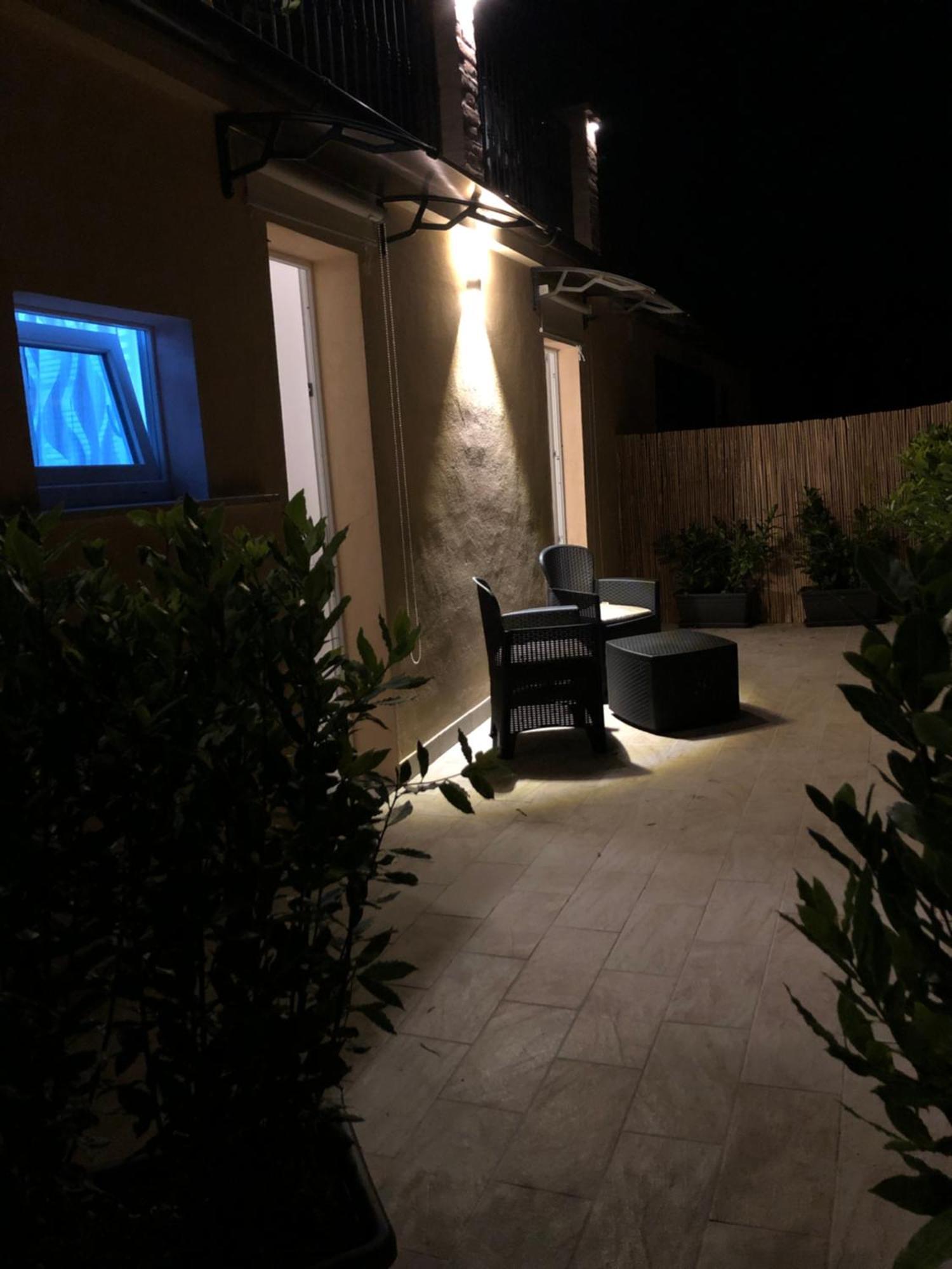 Queen Appartamenti E Camere Campofilone Buitenkant foto