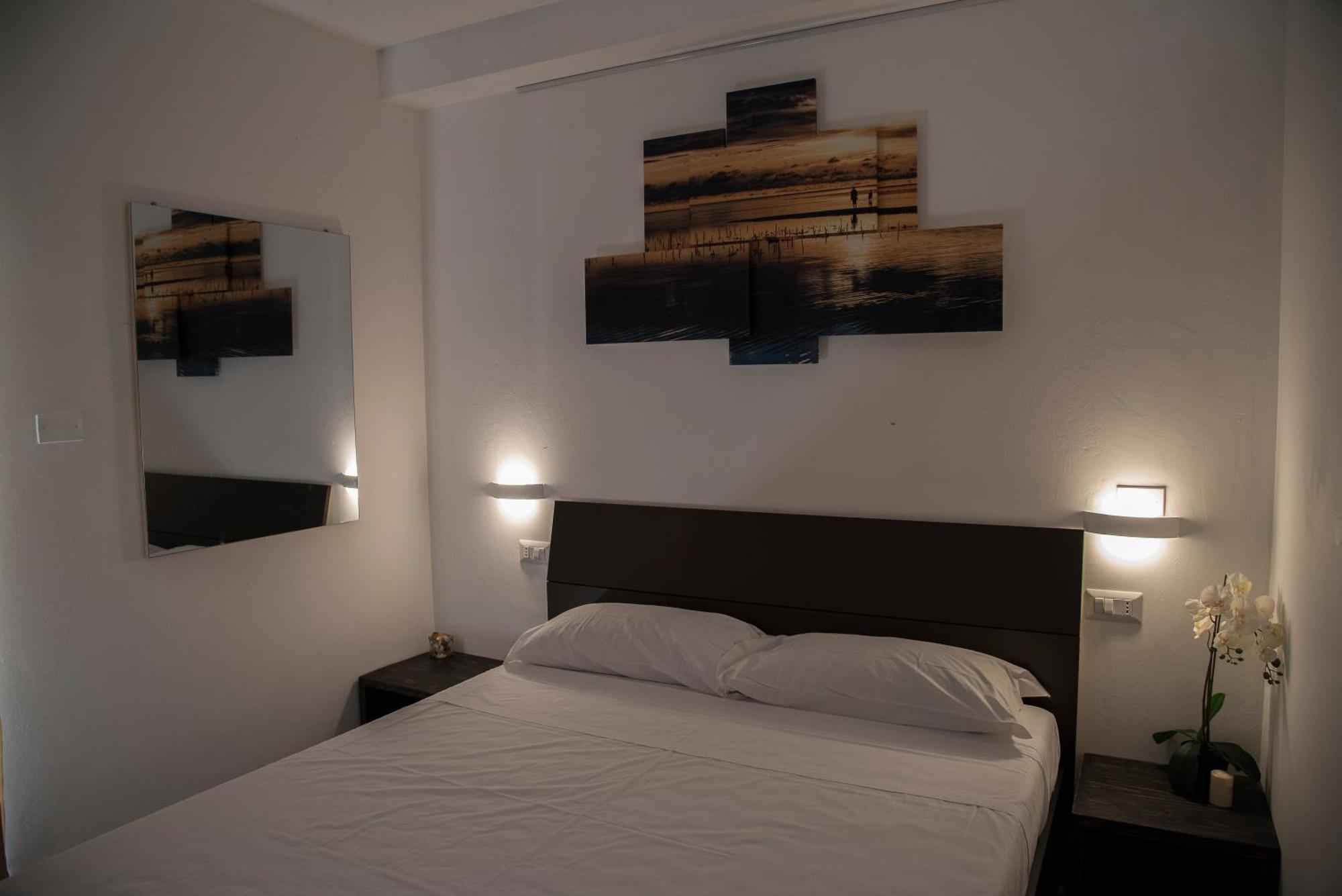 Queen Appartamenti E Camere Campofilone Buitenkant foto