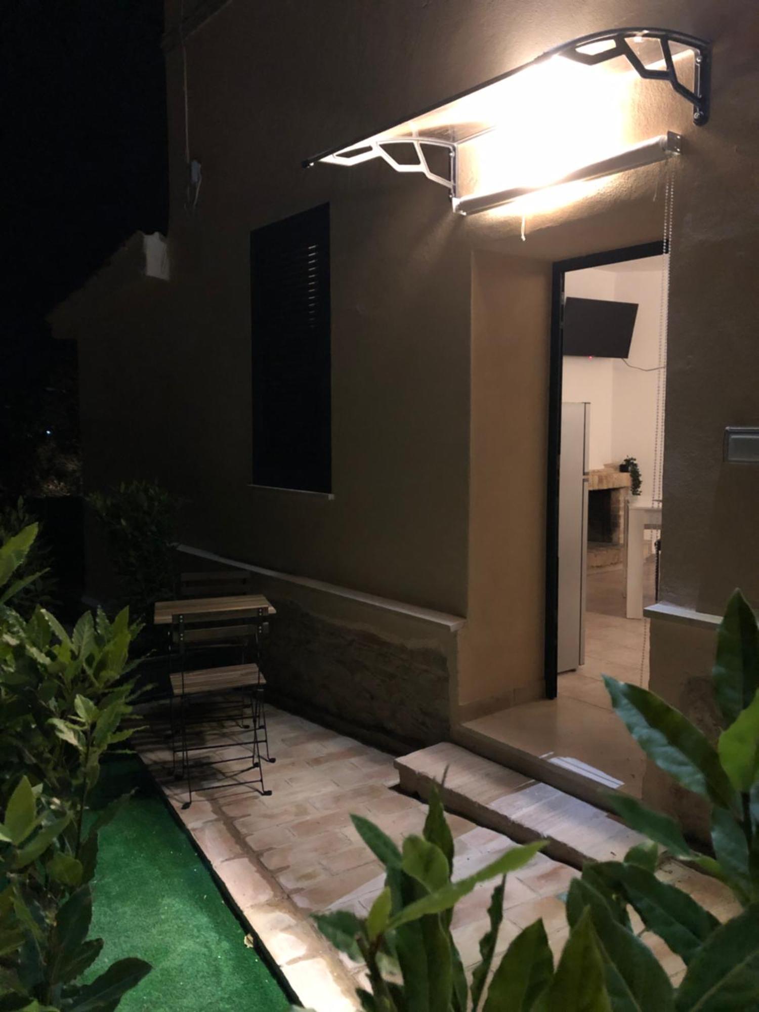 Queen Appartamenti E Camere Campofilone Buitenkant foto