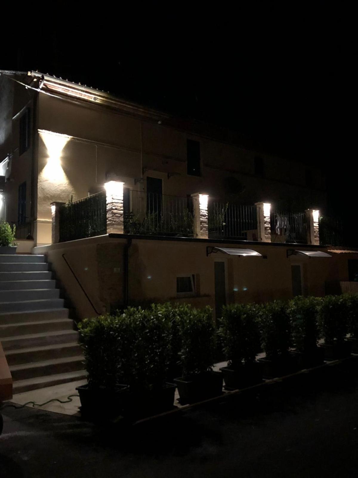 Queen Appartamenti E Camere Campofilone Buitenkant foto