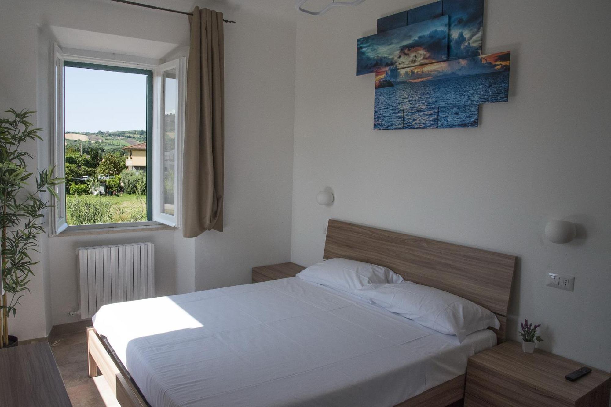 Queen Appartamenti E Camere Campofilone Buitenkant foto